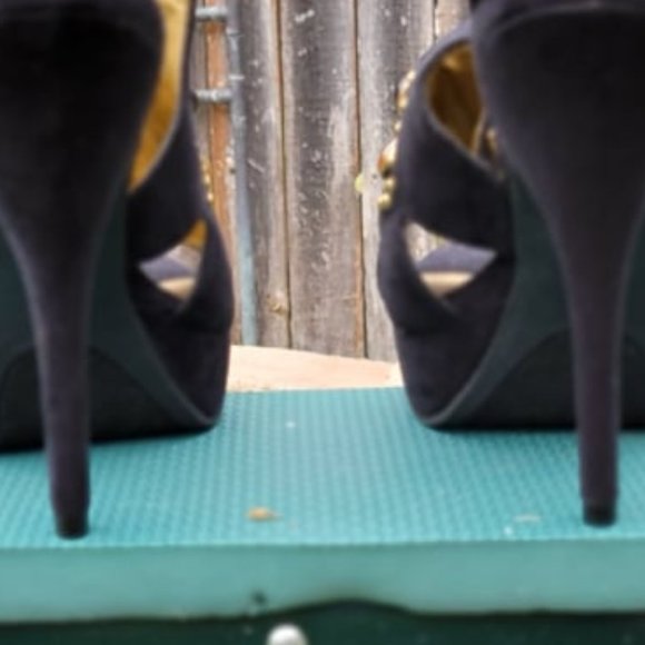 VINTAGE Carlos Santa Black Suede Stilettos' - Picture 8 of 13